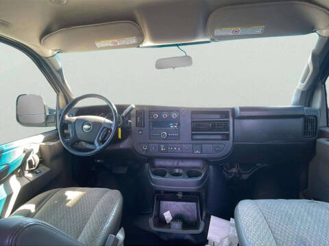 2020 Chevrolet Express 2500