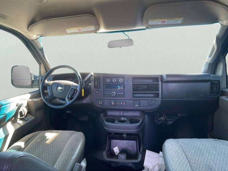 2020 Chevrolet Express 2500