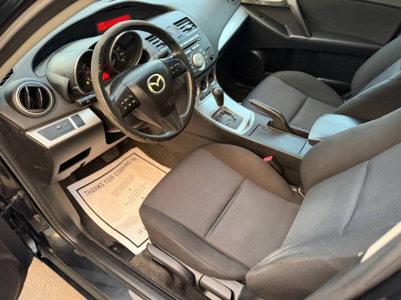 2011 Mazda MAZDA3 i Touring