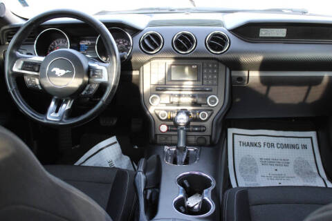 2017 Ford Mustang V6