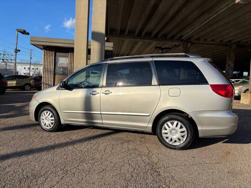 2006 Toyota Sienna