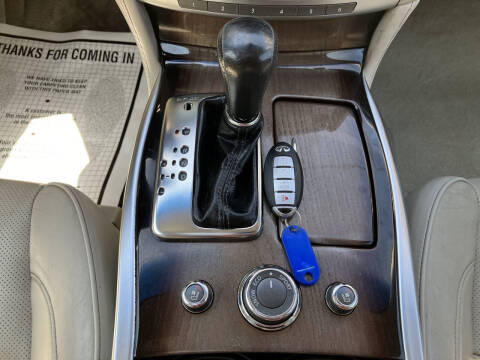 2016 Infiniti Q70L 3.7