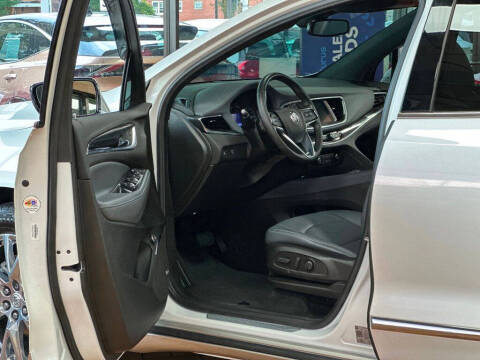 2022 Buick Enclave Essence