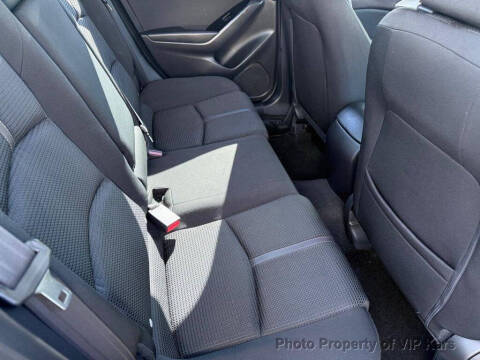 2017 Mazda MAZDA3 Sport