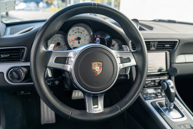 2014 Porsche 911 17
