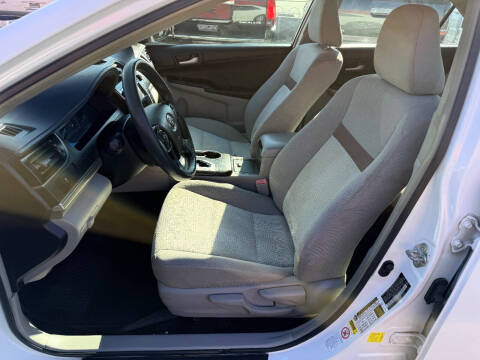 2012 Toyota Camry LE