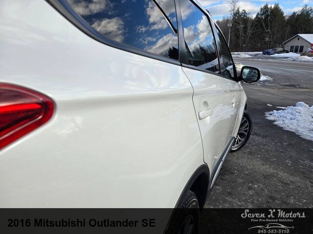 2016 Mitsubishi Outlander SE