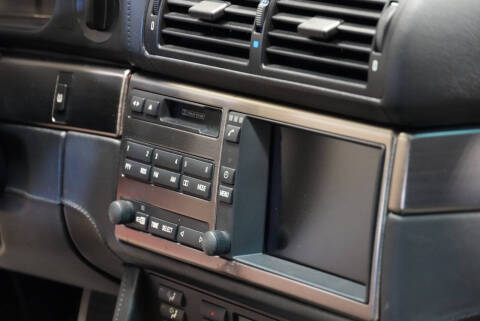 2000 BMW M5