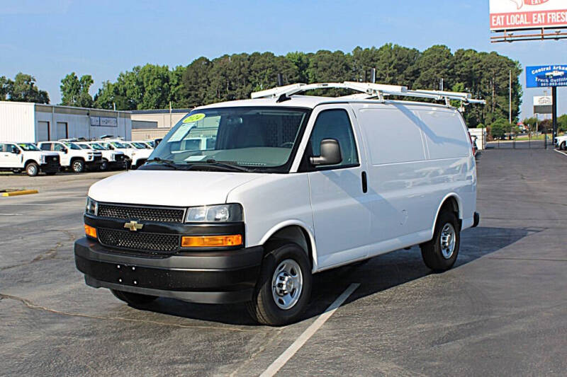 2024 Chevrolet Express 2500