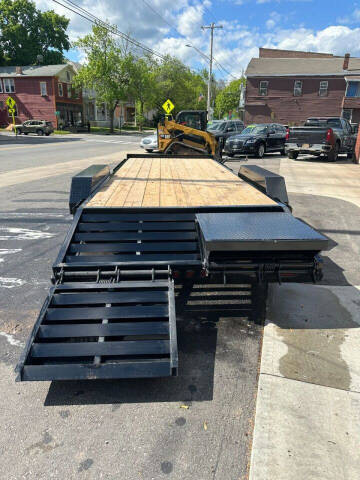 2024 Liberty Trailers LE14K   17+3