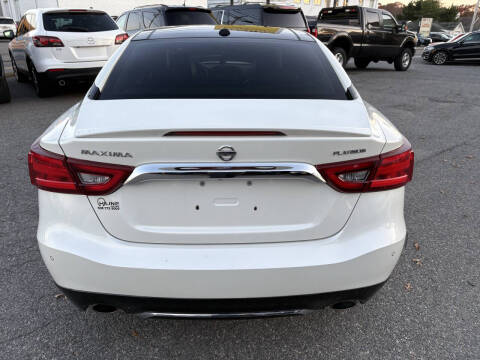 2017 Nissan Maxima Platinum