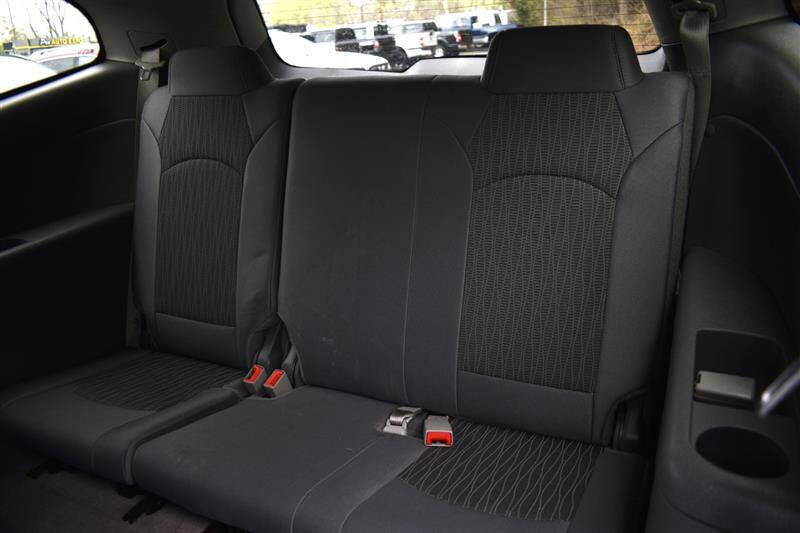 2017 Chevrolet Traverse LS