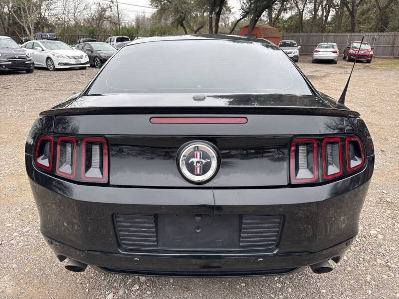 2014 Ford Mustang V6 Premium