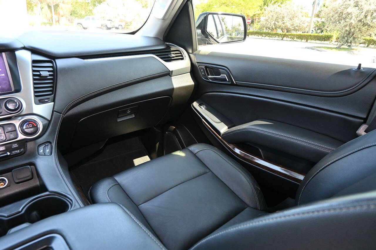 2019 Chevrolet Suburban 15