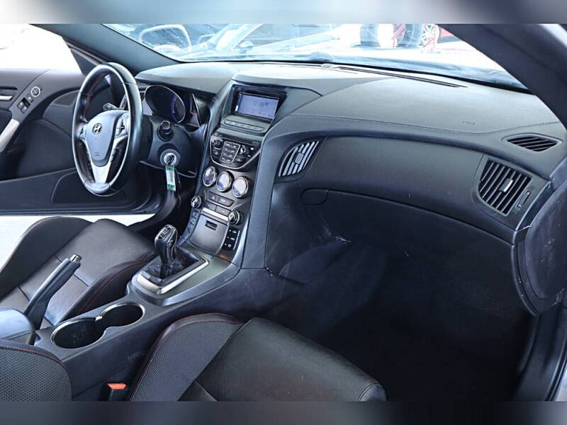 2014 Hyundai Genesis Coupe