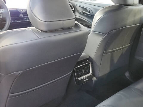 2025 Toyota Crown Signia