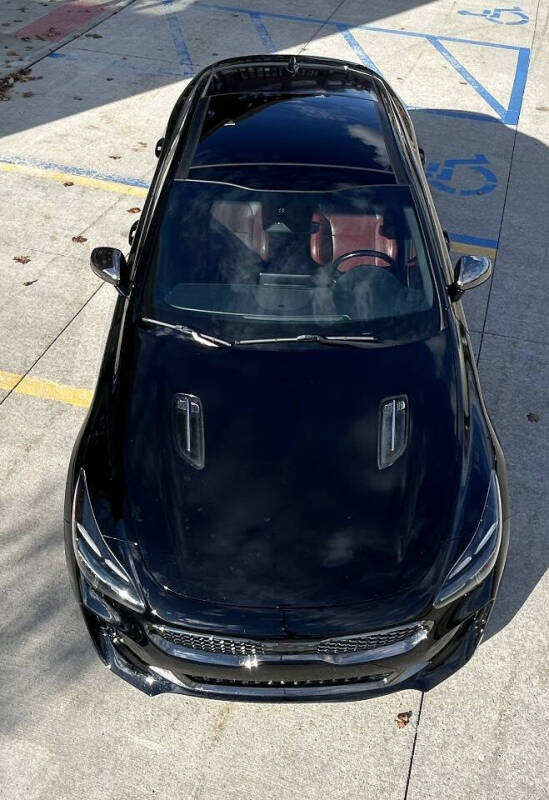 2022 Kia Stinger GT1