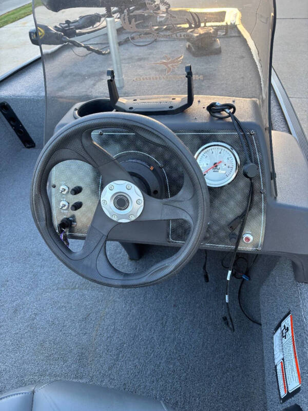 2021 Tracker BASS CLASSIC XL