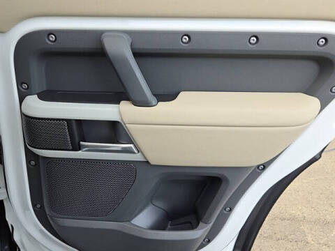 2024 Land Rover Defender 110 P300 S