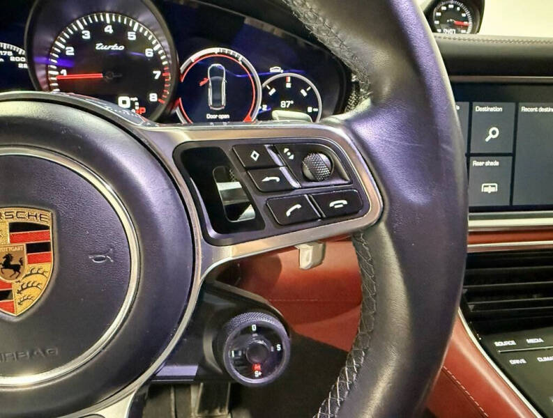 2017 Porsche Panamera Turbo