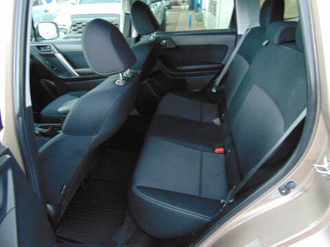 2016 Subaru Forester 2.5i
