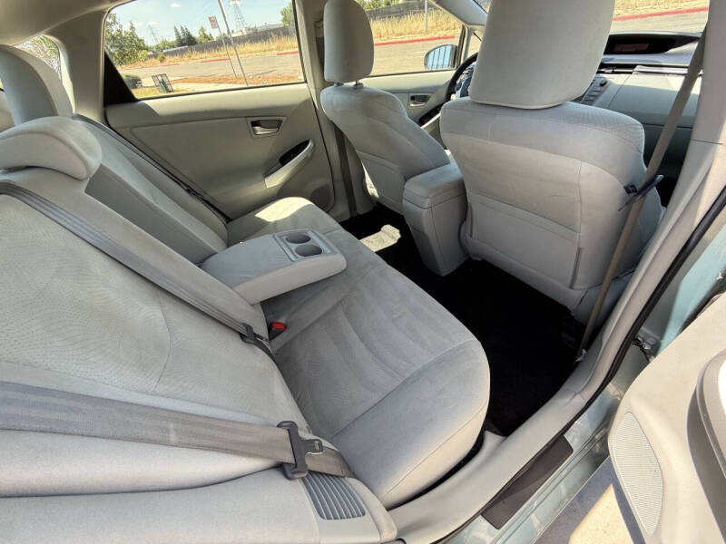 2012 Toyota Prius Two