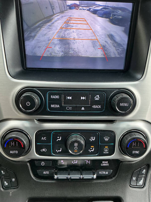 2017 GMC Yukon XL SLT