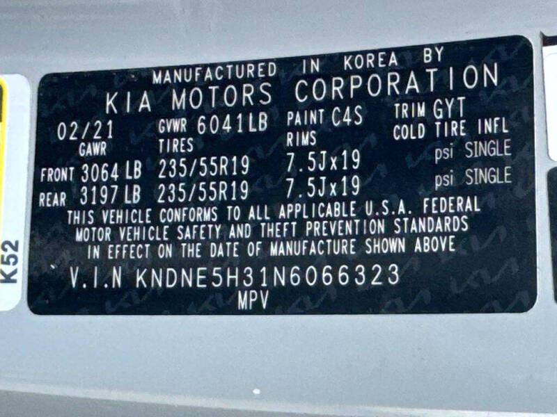 2022 Kia Carnival SX