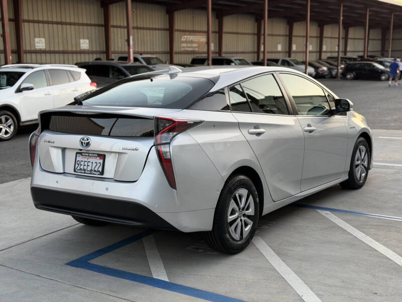 2018 Toyota Prius Two