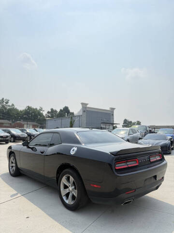 2019 Dodge Challenger SXT