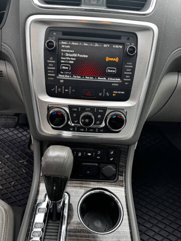 2016 GMC Acadia SLT-1