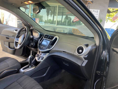 2017 Chevrolet Sonic LT Auto