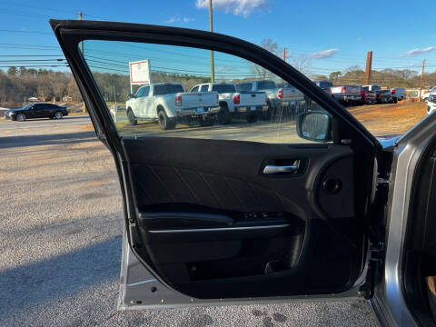 2017 Dodge Charger SXT