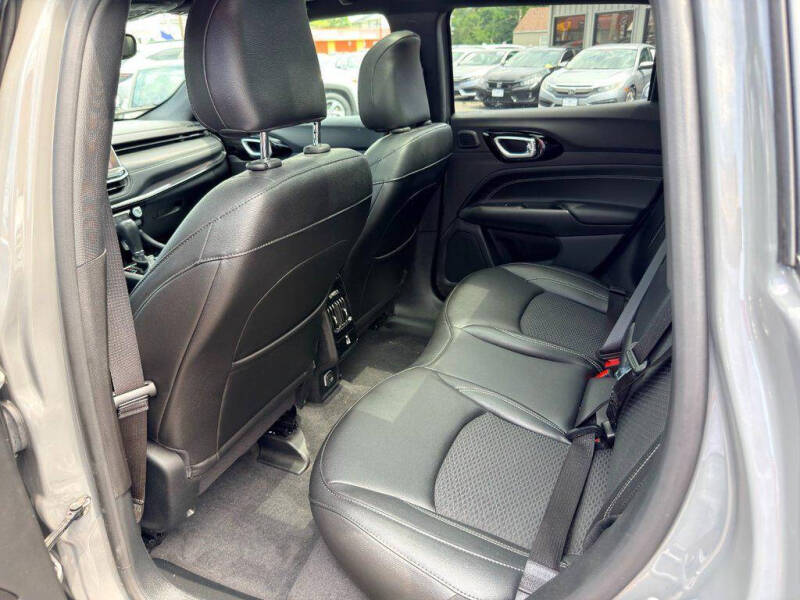 2023 Jeep Compass Altitude