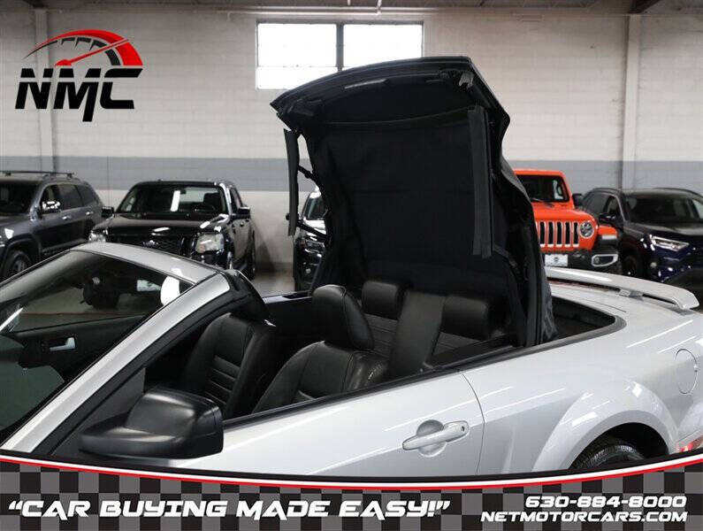 2005 Ford Mustang GT Premium