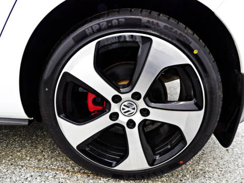 2016 Volkswagen Golf GTI S