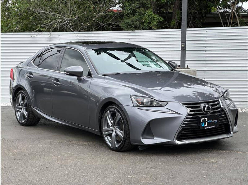 2017 Lexus IS 200t