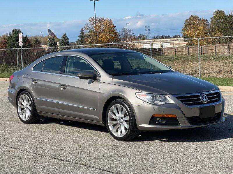 2009 Volkswagen CC for sale at NeoClassics in Willoughby OH
