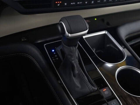 2025 Toyota Sienna Limited 7-Passenger