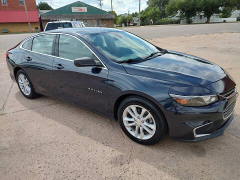 2017 Chevrolet Malibu for sale at Apex Auto Sales in Coldwater KS