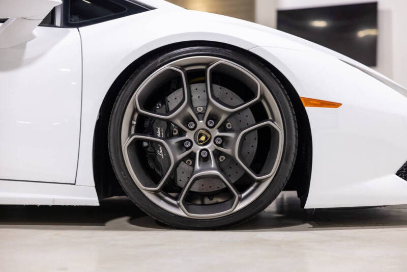 2016 Lamborghini Huracan LP 610-4