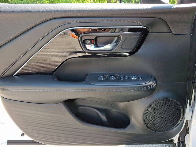 2025 Acura ADX