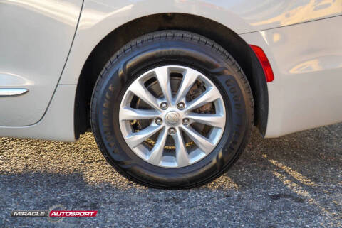 2017 Chrysler Pacifica