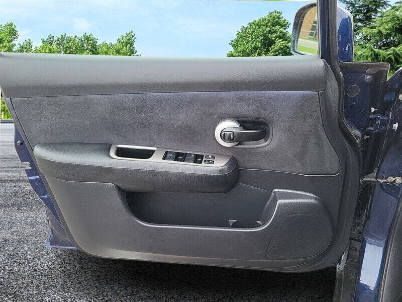 2008 Nissan Versa 1.8 S