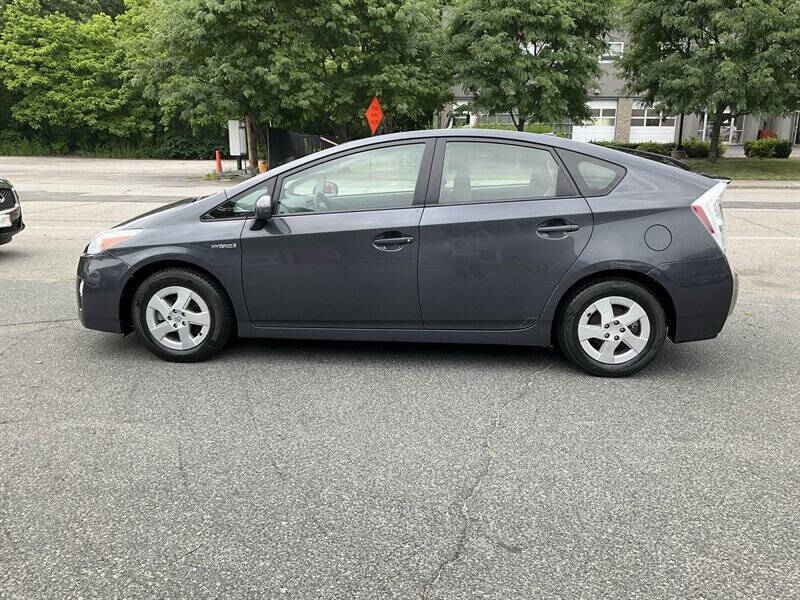 2010 Toyota Prius III