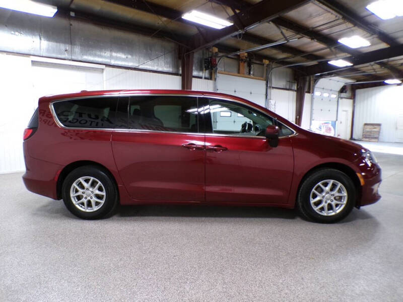 2017 Chrysler Pacifica Touring