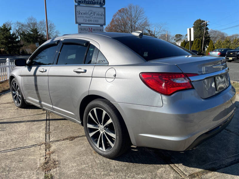 2014 Chrysler 200 Limited photo 8