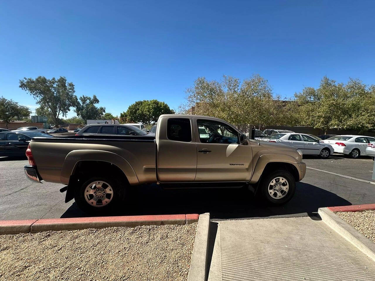 2005 Toyota Tacoma for sale at HUDSONS AUTOS in Gilbert, AZ