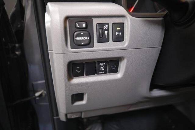 2013 Toyota 4Runner SR5