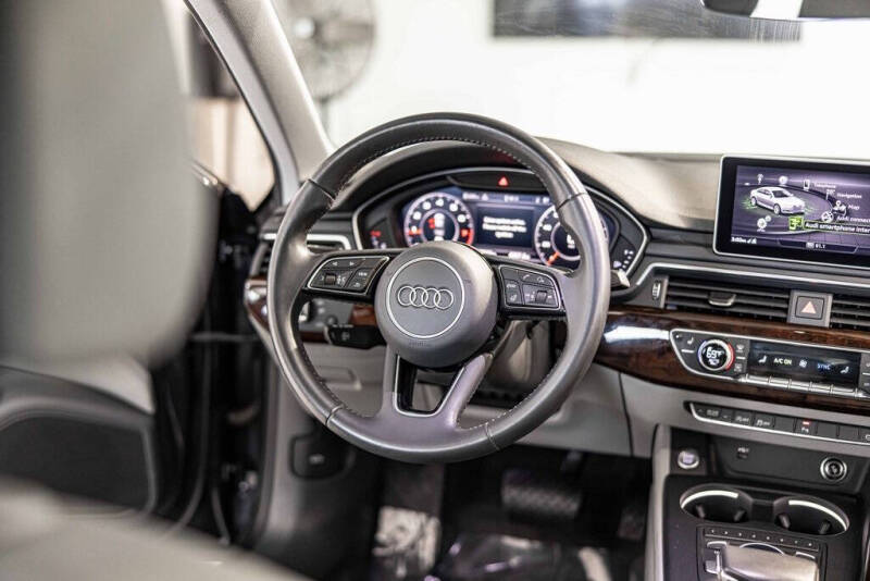 2019 Audi A4 quattro Premium Plus 45 TFSI